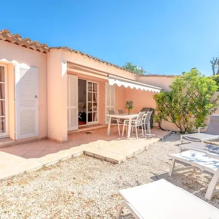 Holiday home Le L Pool & Beachside L Shellter Saint-Tropez