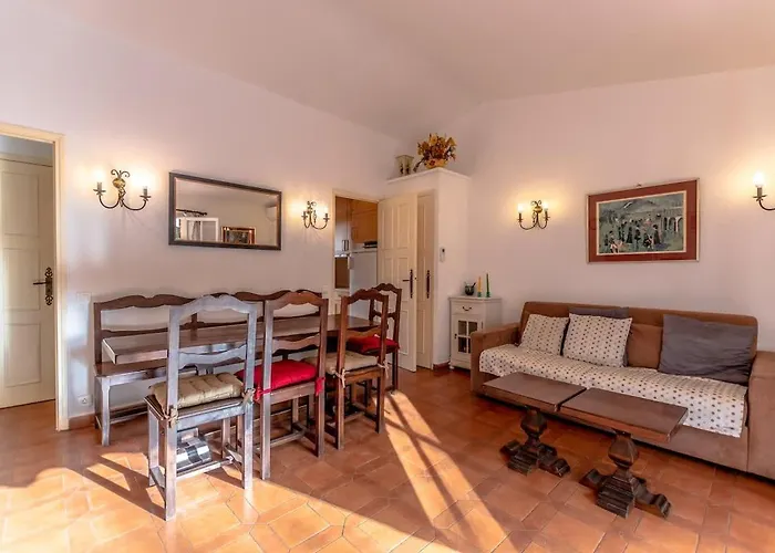 Le L Pool & Beachside L Shellter Сasa de vacaciones Saint-Tropez